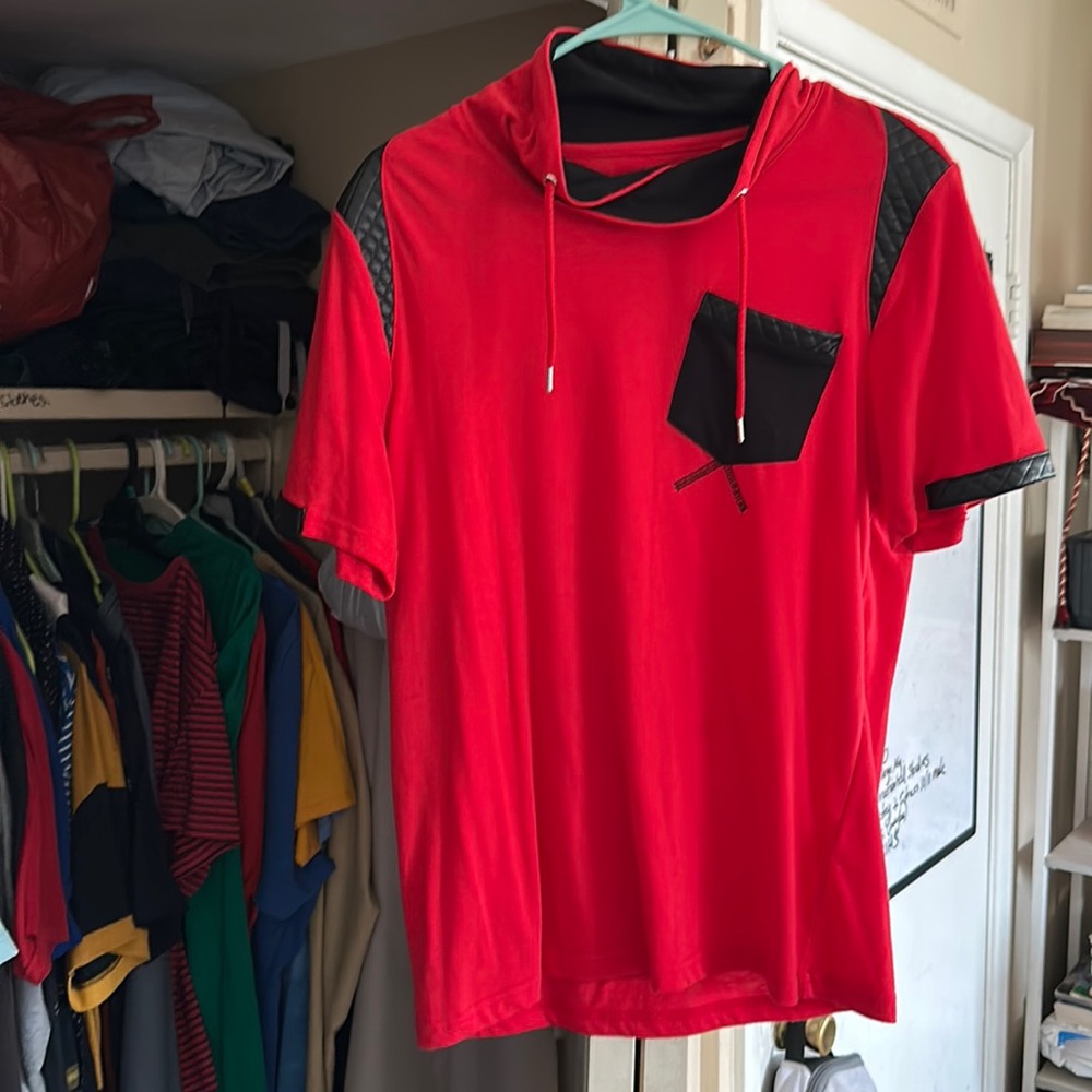 I.N.C short sleeves shirt with a unique hood